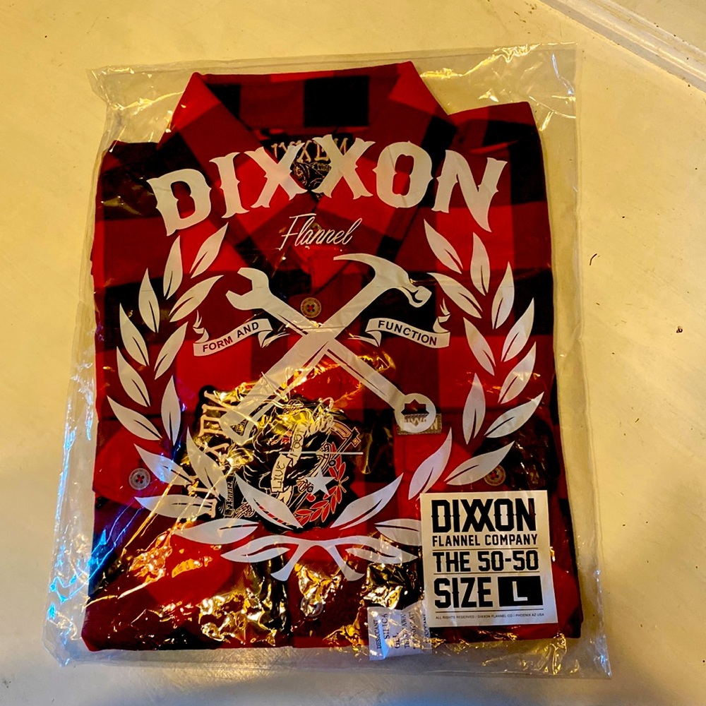 NWT - Dixxon The 50-50 flannel